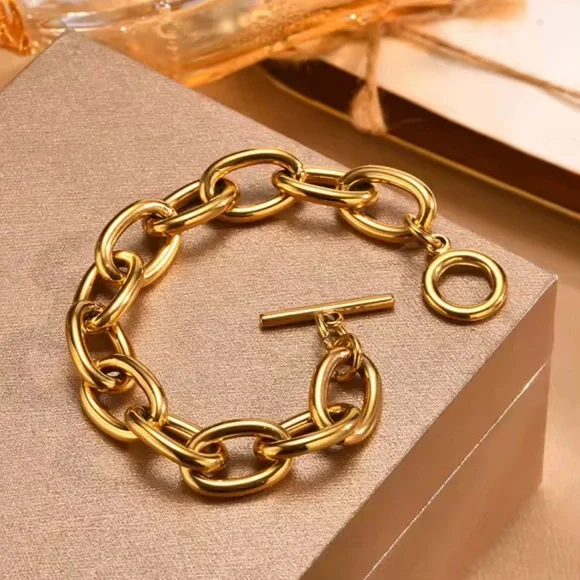 Chunky Bold Toggle Bracelets 18K Gold Stainless Steel - Picture 4 of 9